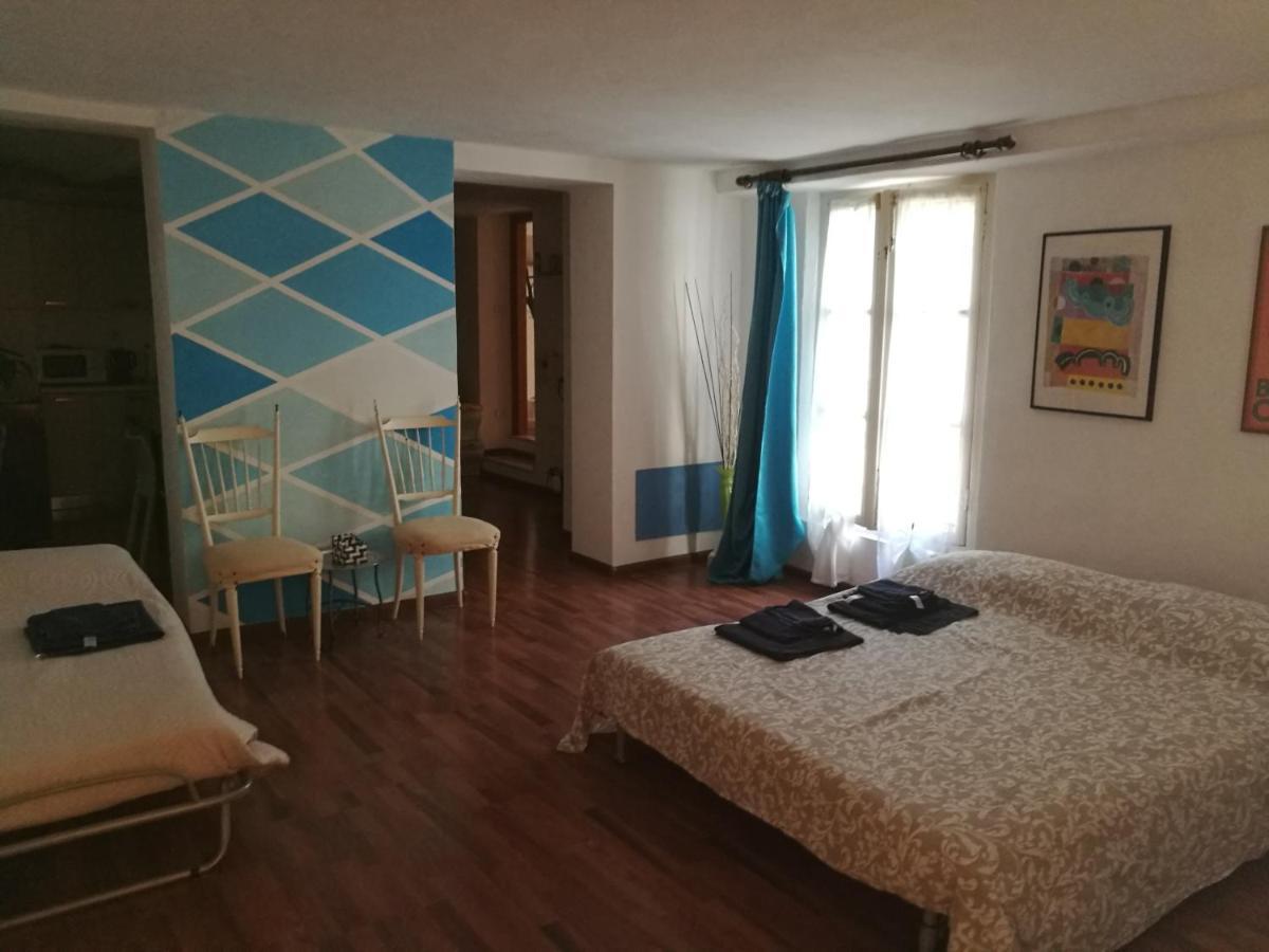 Appartamento Nel Cuore Di Асті Екстер'єр фото